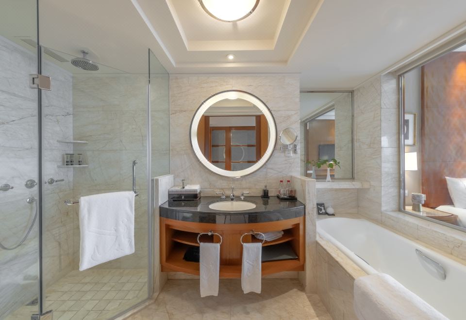 豪华城景双床房