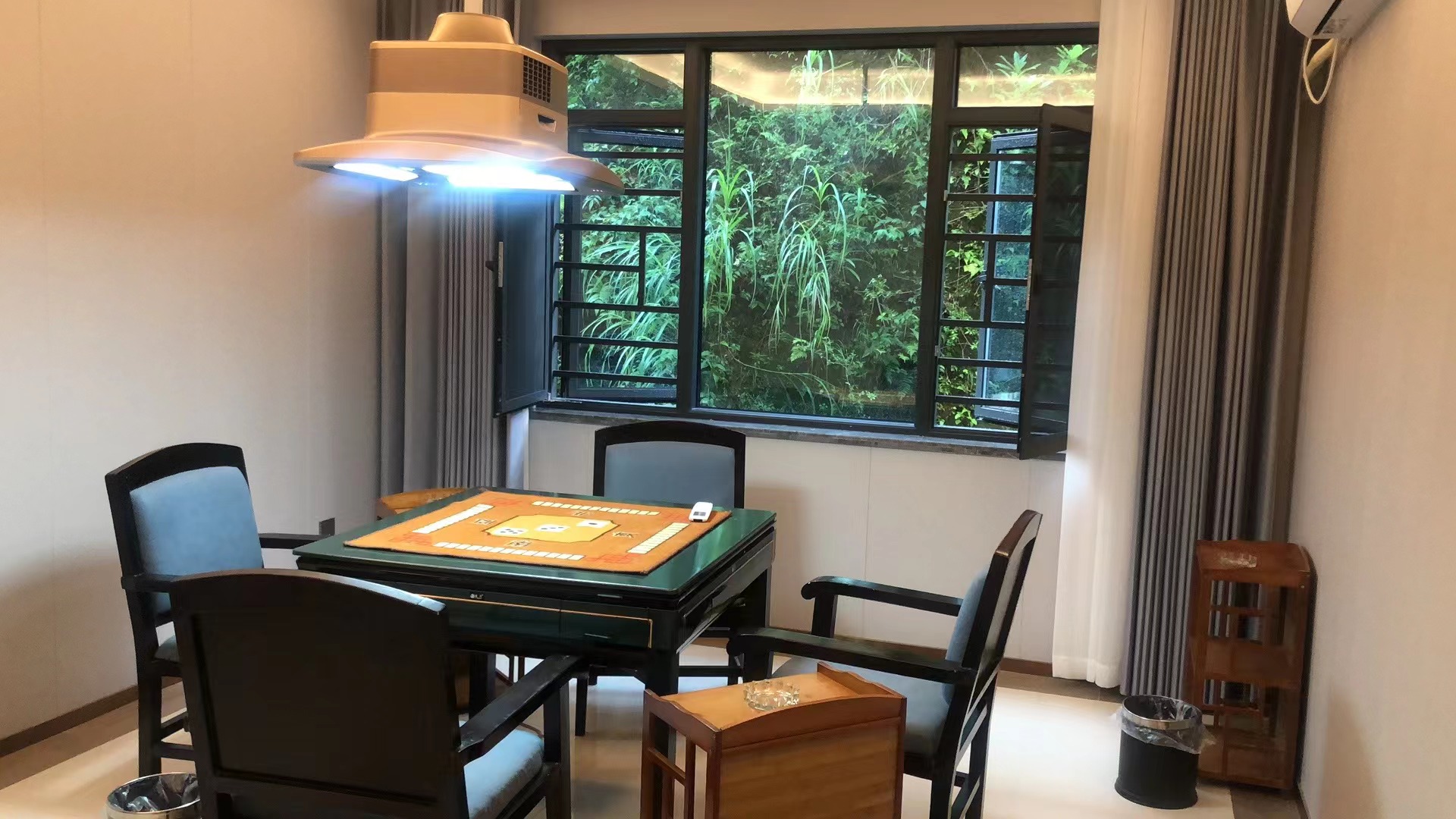Longshan HotelMahjong Suite