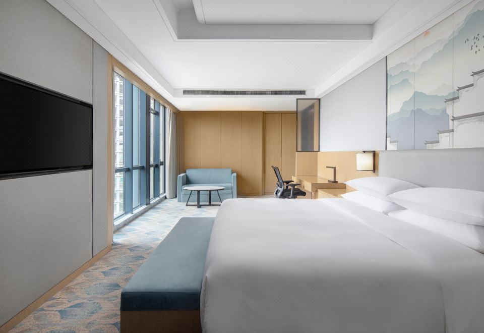 Courtyard by Marriott Hangzhou XiaoshanFeatured Executive Room (Double bed)