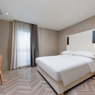 舒適大床房 Amigo米閣飯店（深圳公明廣場地鐵站店）優惠