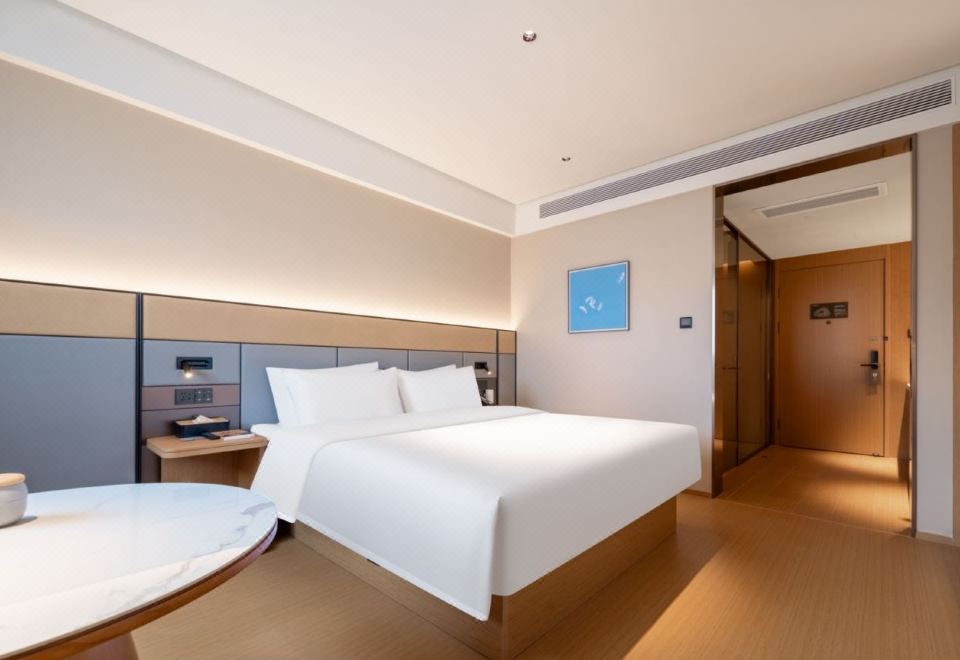 商务大床房（全屋地暖+65寸电视投屏＋加湿器）