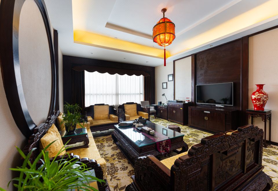 Presidential Suite