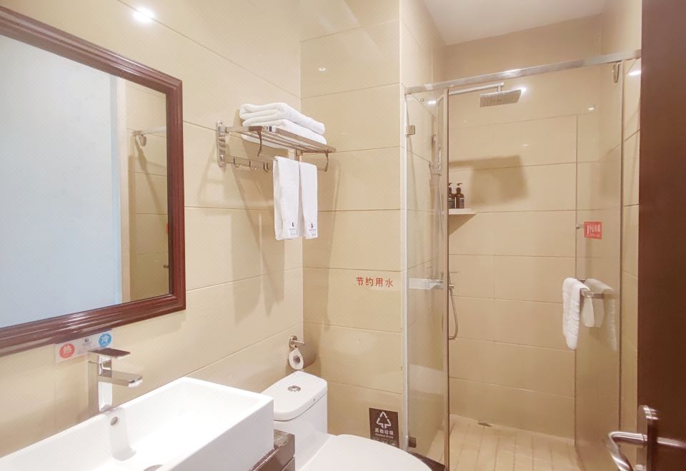 Benevolence HotelDeluxe 2-bed Room