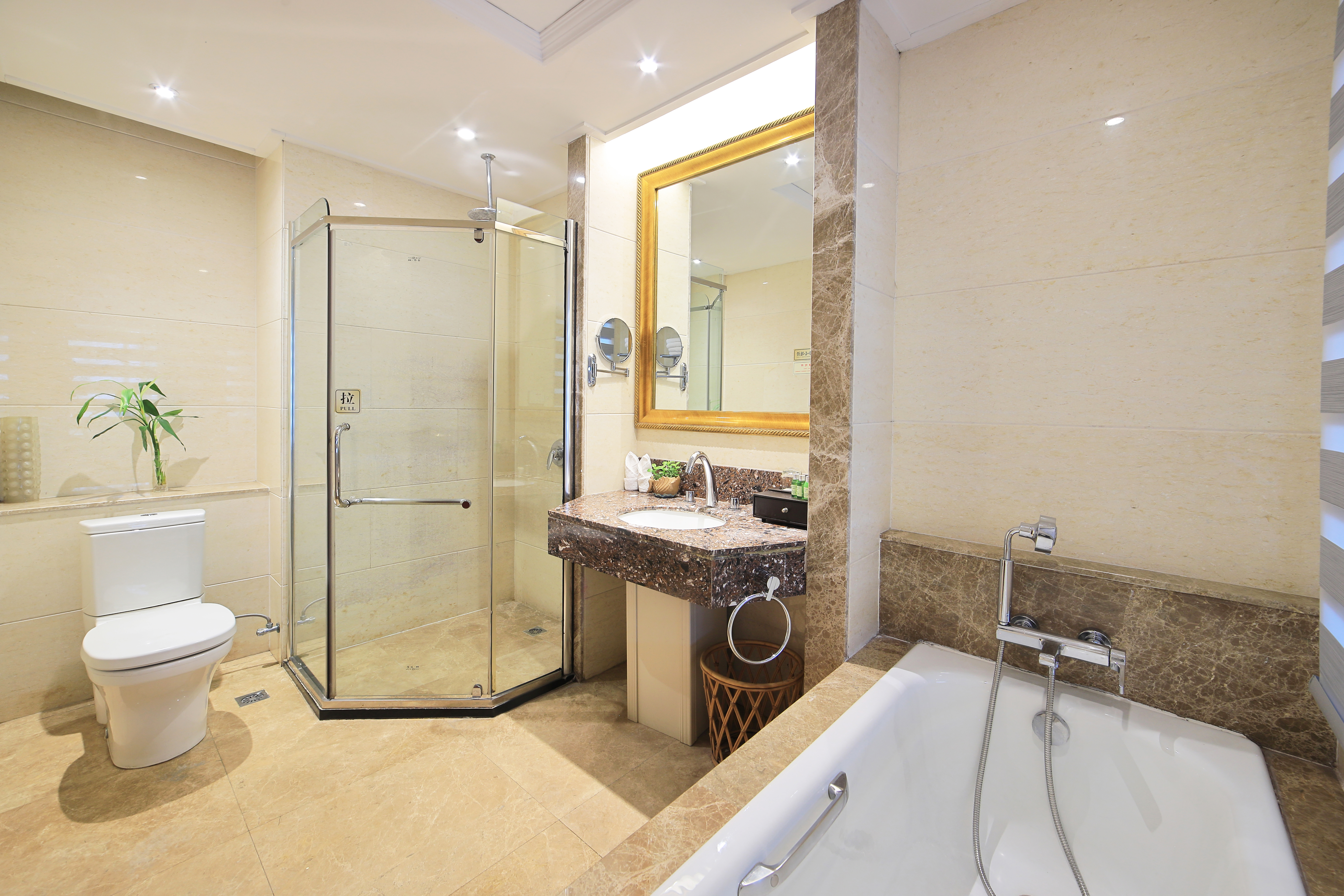 亲子房·Hello Kitty