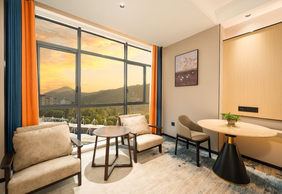 虔享·雅致智能大床房【小度语音+落地窗+贵妃椅】