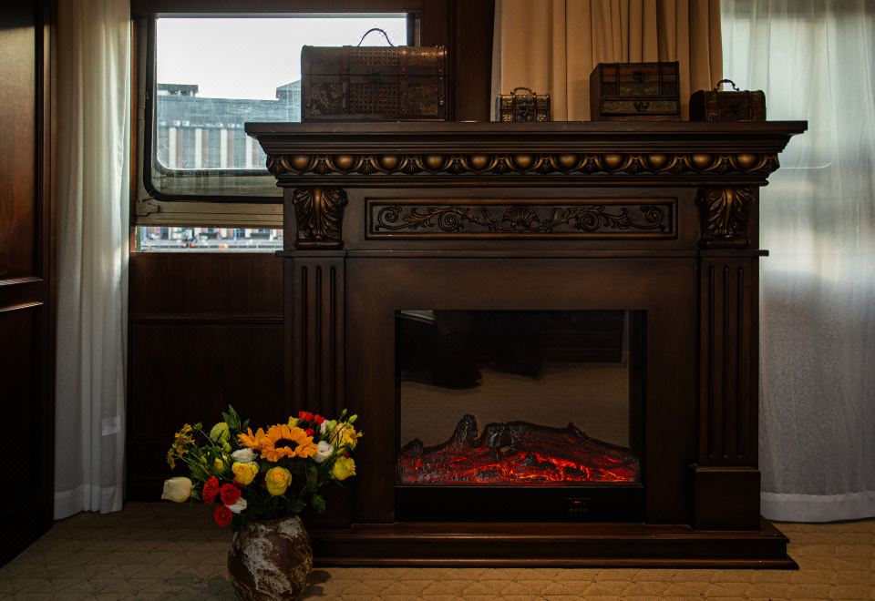 逍遙居（火車主題套房）