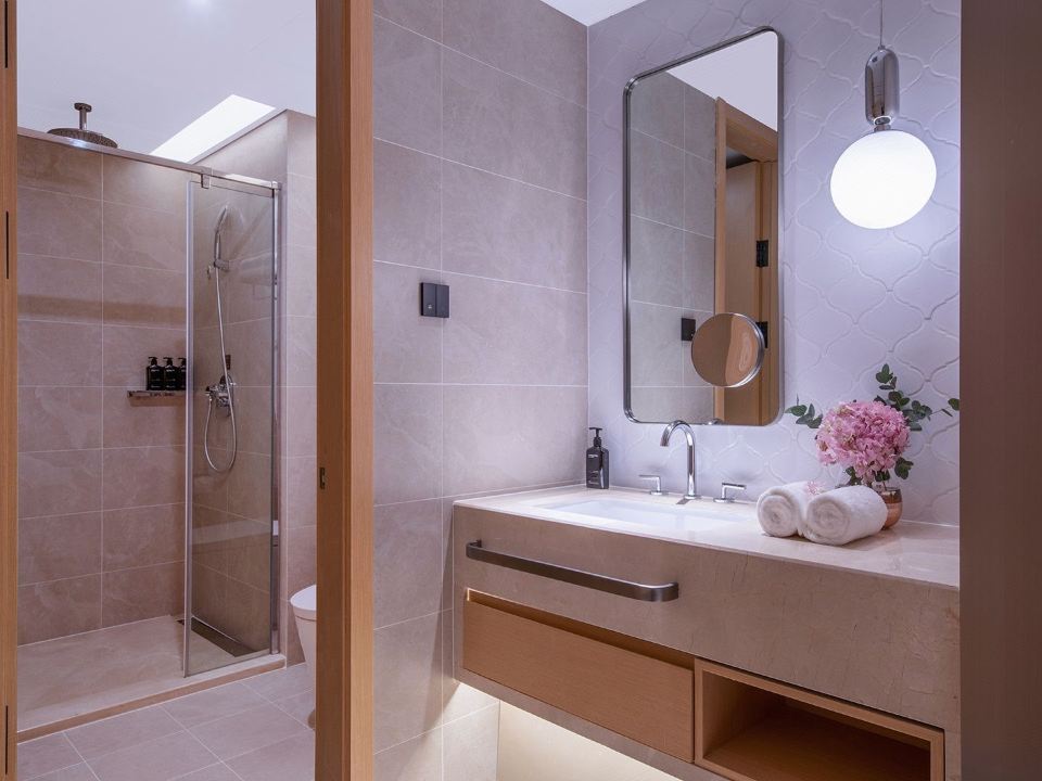 标准大床房（智能客控+小冰箱）