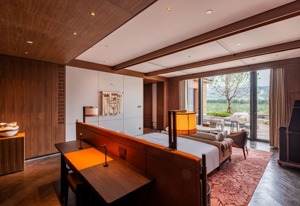 1 King 1 Bedroom Suite Dining Area Terrace Access
