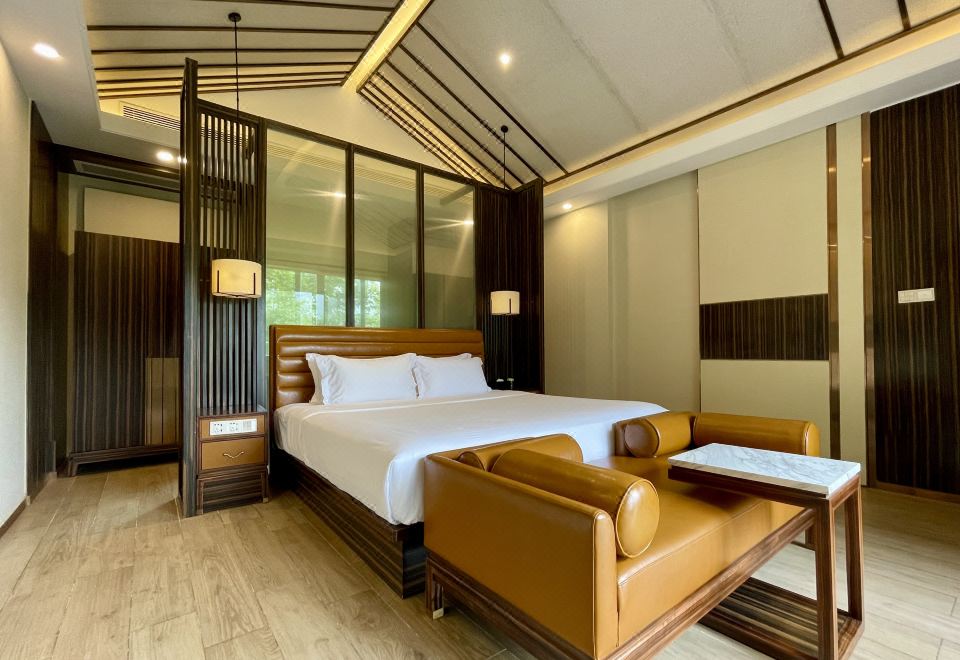 满天星溪边2房美墅