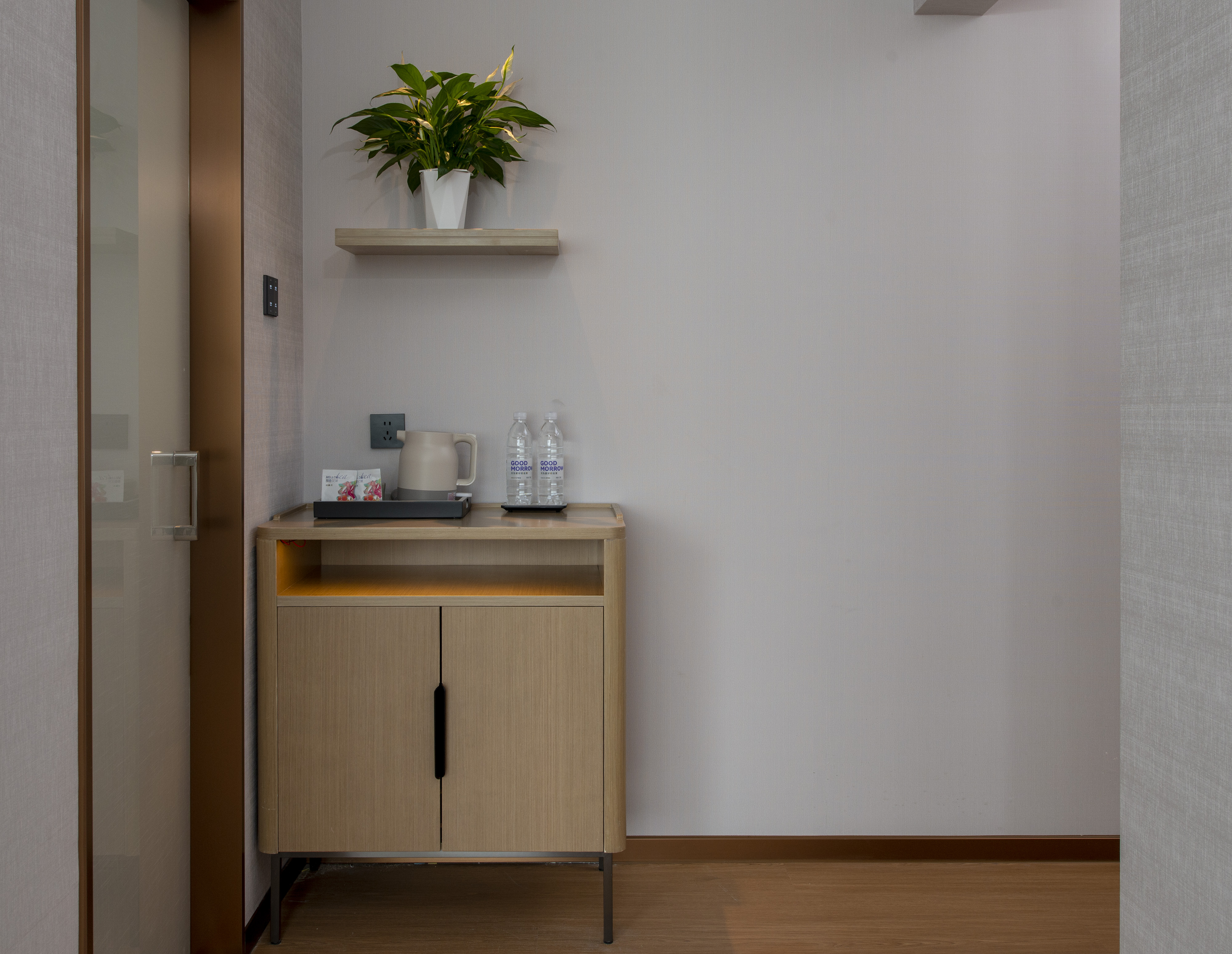 Lavande Hotel (Tianjin Zhongxin Ecological City Jijing Tiandi Branch)影音大床房（慕思品牌床垫+电视投屏+城市街景）