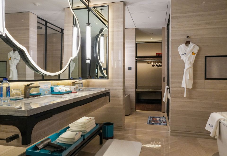 盼酷主题小童豪华大床房