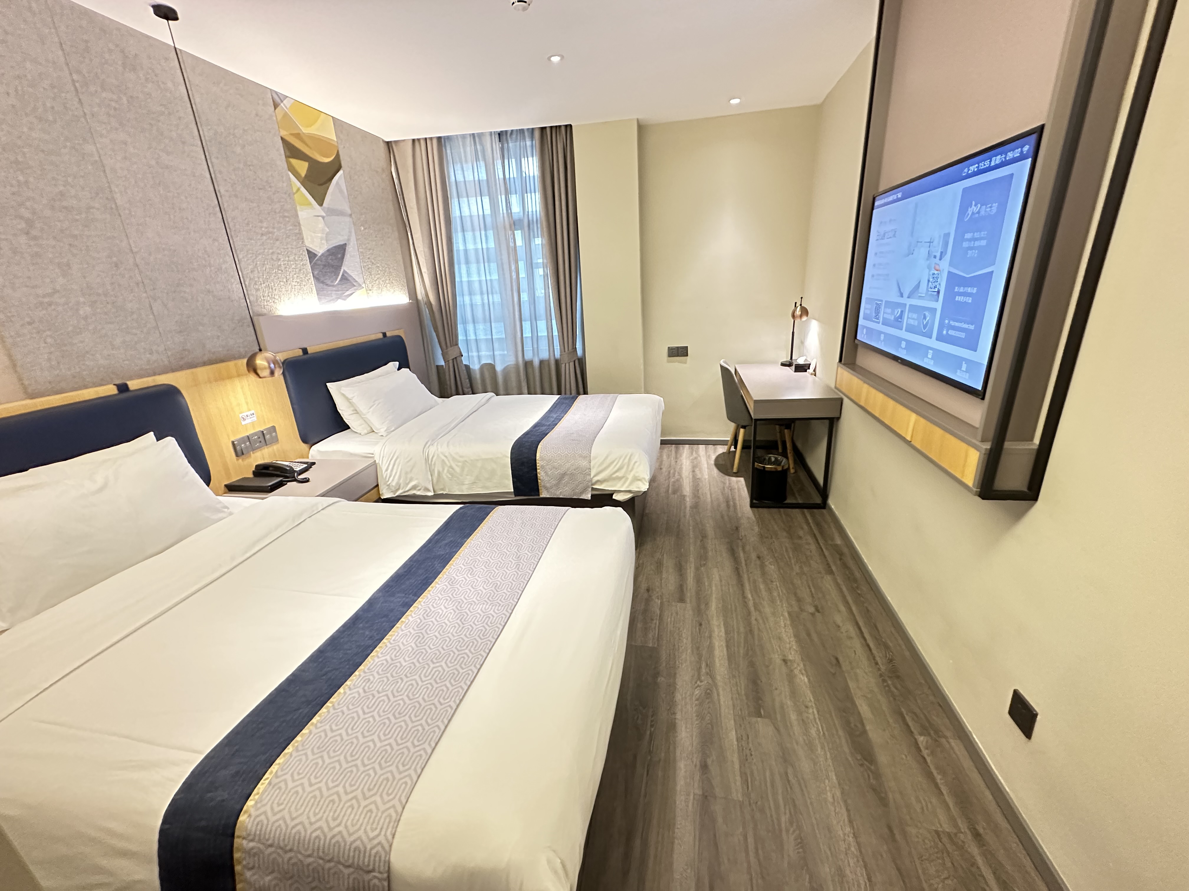 双床房（电视投屏+梦百合0压枕）