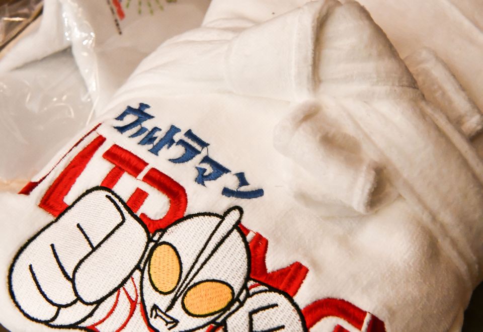 奥特曼亲子主题双床房|超大空间|帐篷|游戏地垫