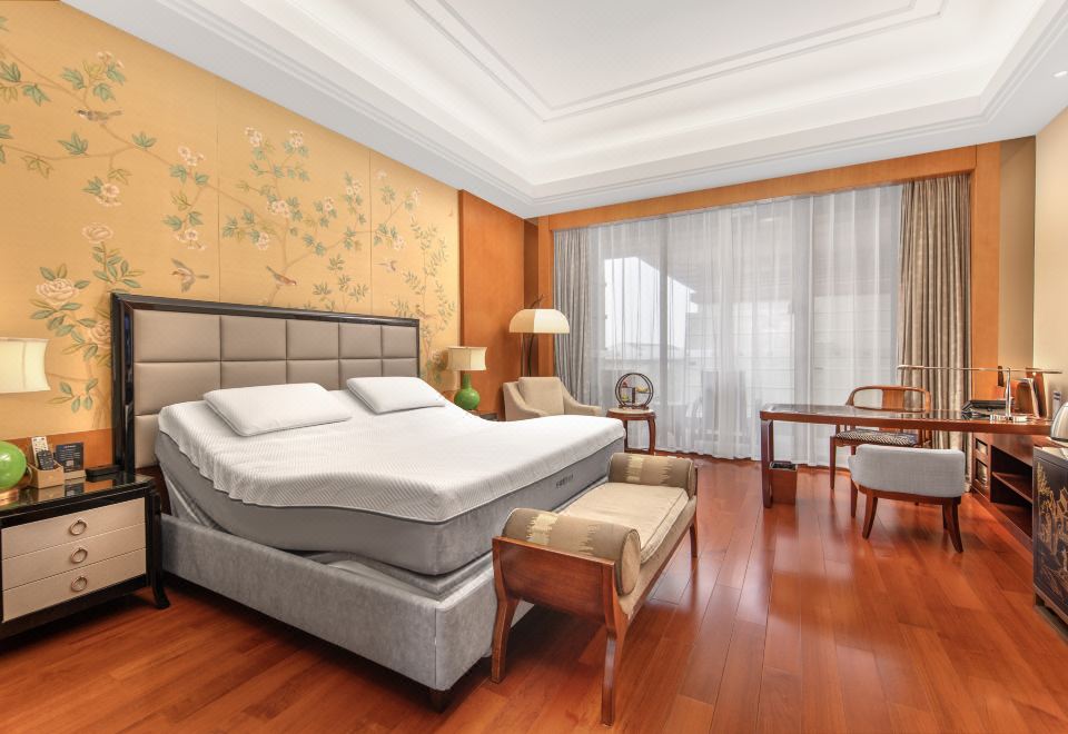 智能睡眠房（零压舒睡+震动按摩+打鼾干预）