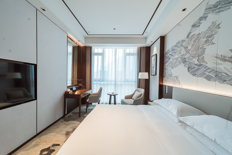 大床房「科勒智能马桶+舒眠零压床感」