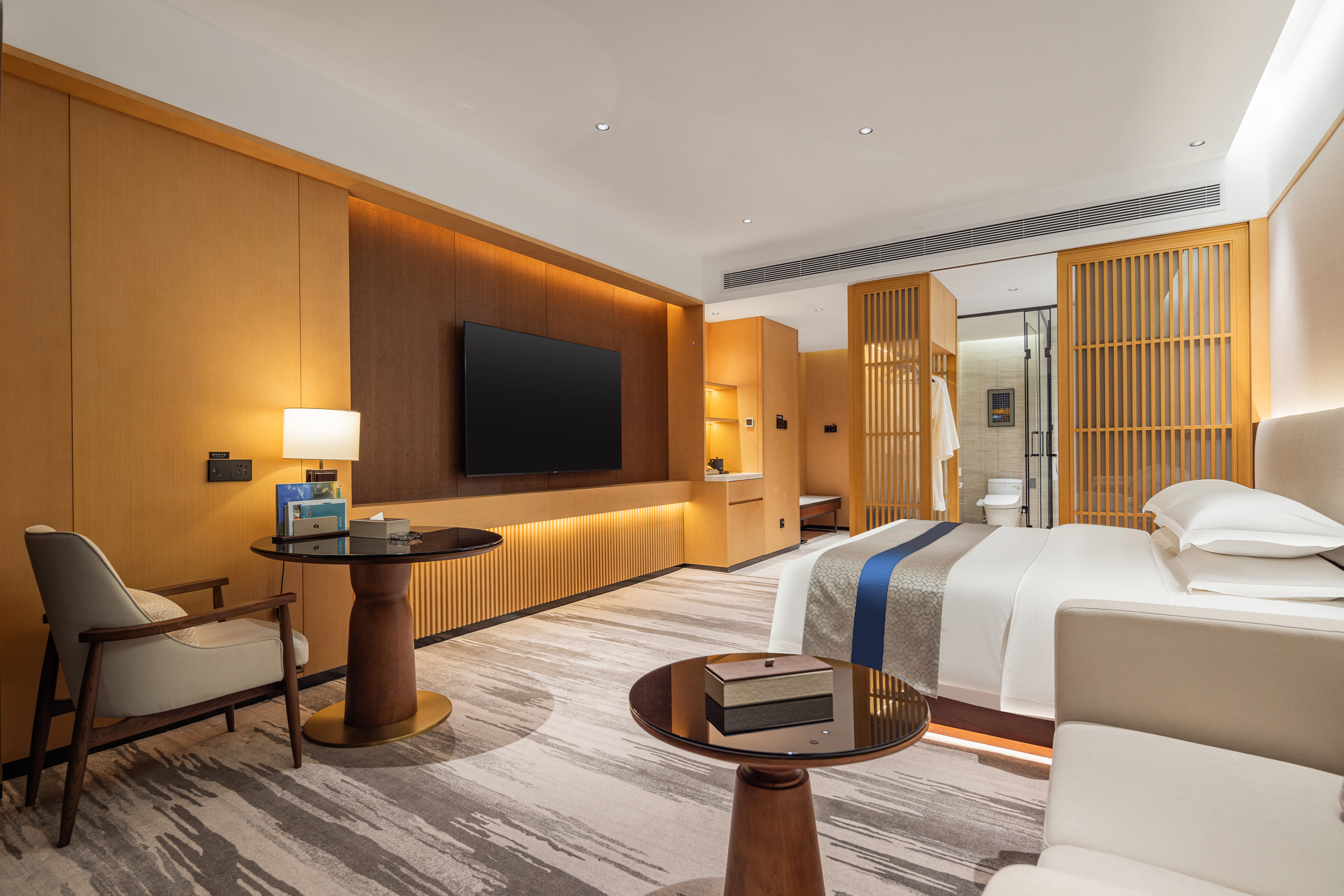 行政大床房（TOTO衞浴+小度语控+乳胶睡枕+保险箱）