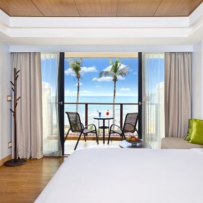 海景豪華尊貴房 卡隆超越度假酒店 – 限成人 （SHA Extra Plus）優惠