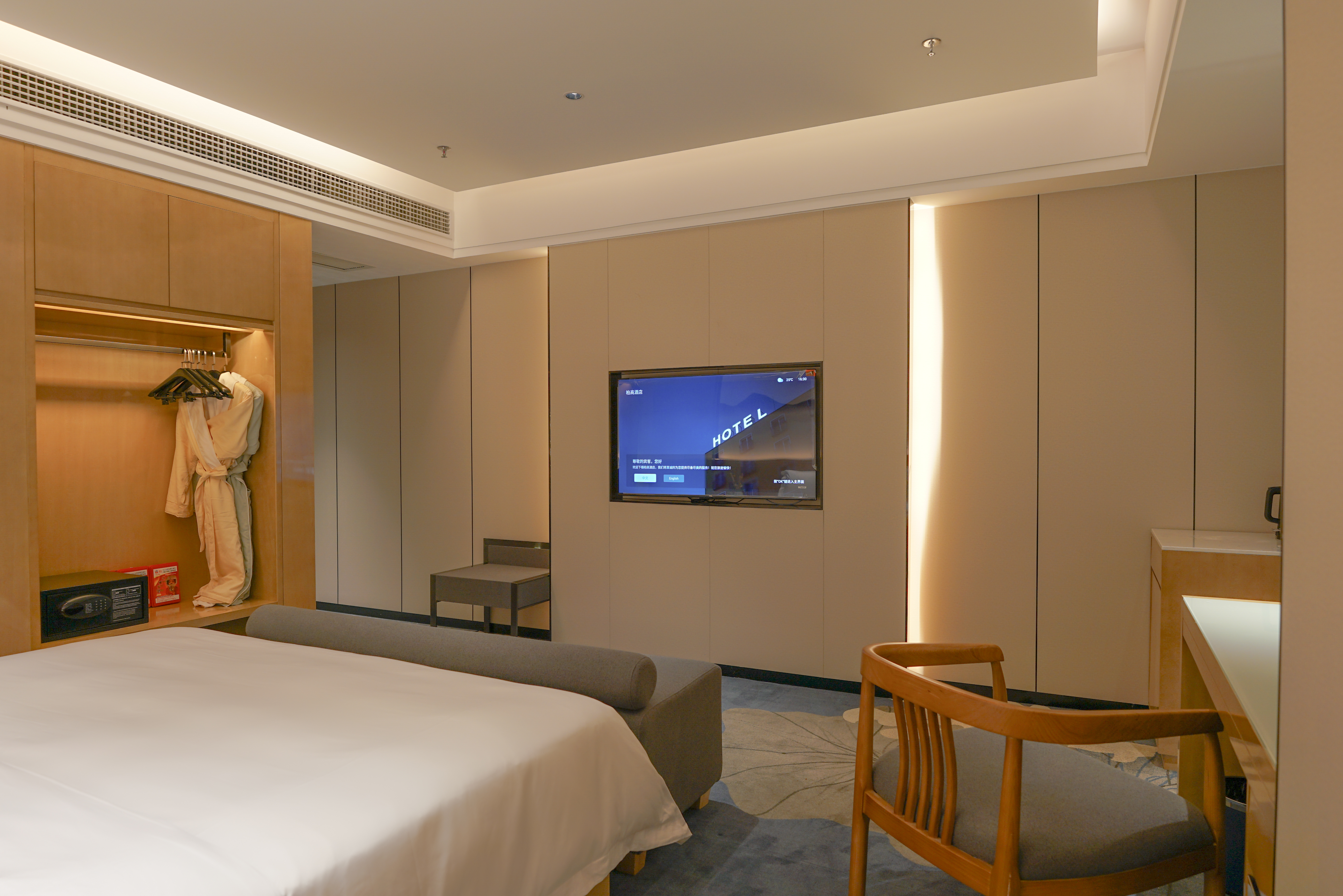 奢华浴缸大床房