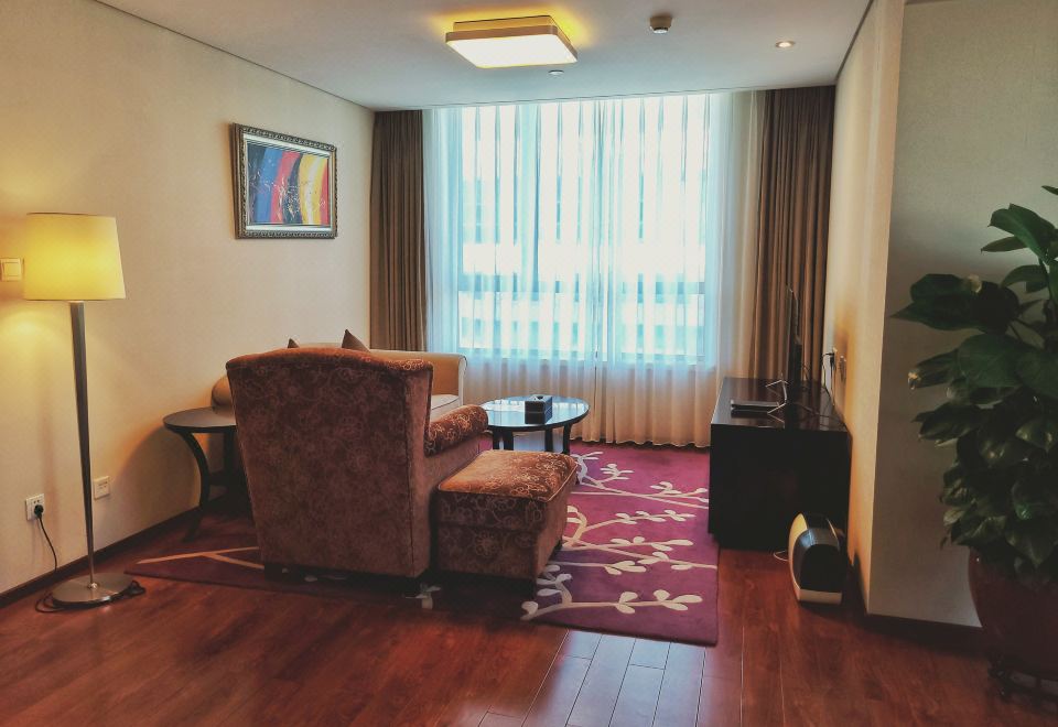 Hua Bin International HotelSuite With View