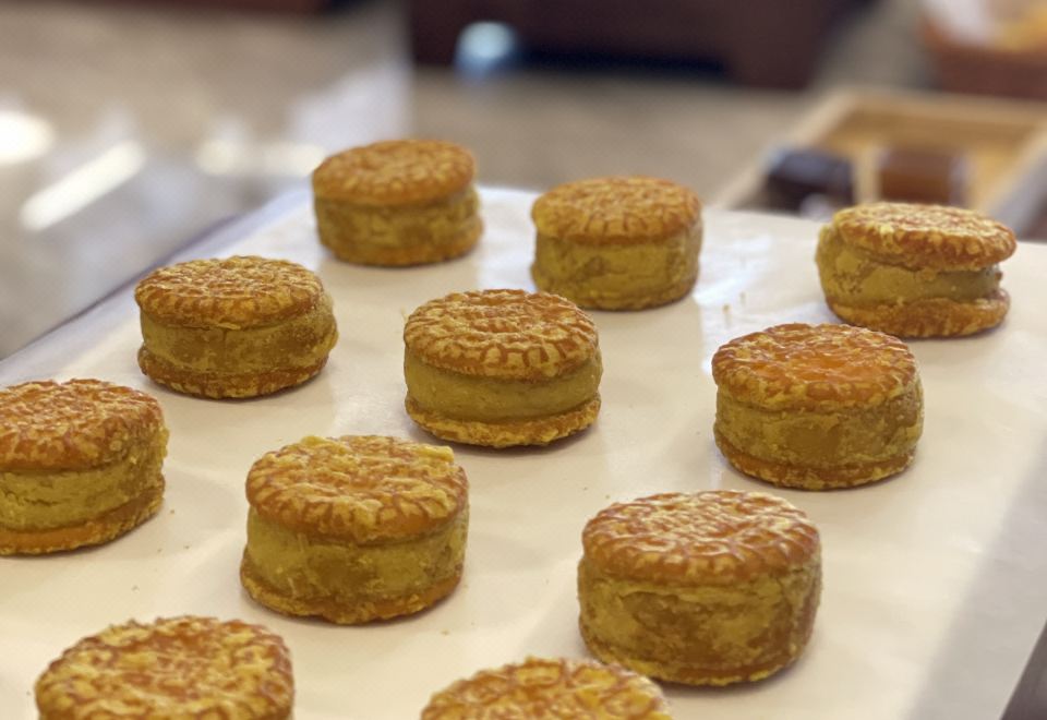 羊城印象轻奢大床房（广州塔景+静谧空间+雅致茶具）