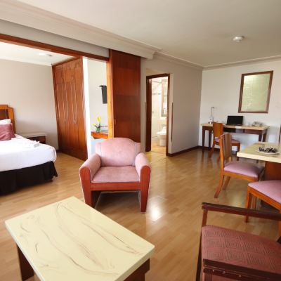 Family Two-Bedroom Suite Lancaster House Promo Code