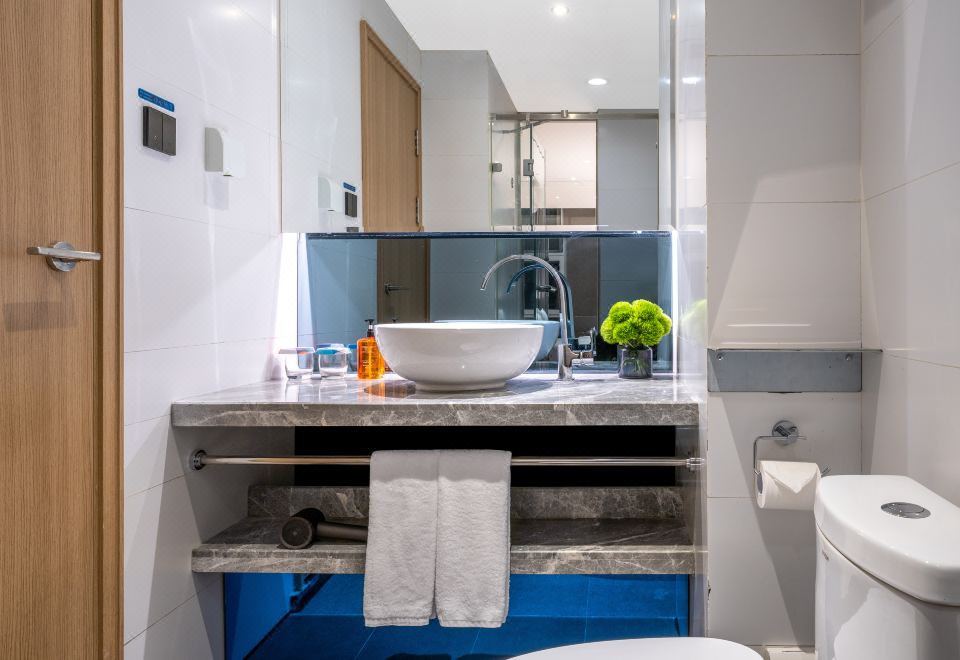 Orange Hotel (Tianjin Wudao Xiawafang Branch)Guestroom (Double Bed) (Tv, Fridge)