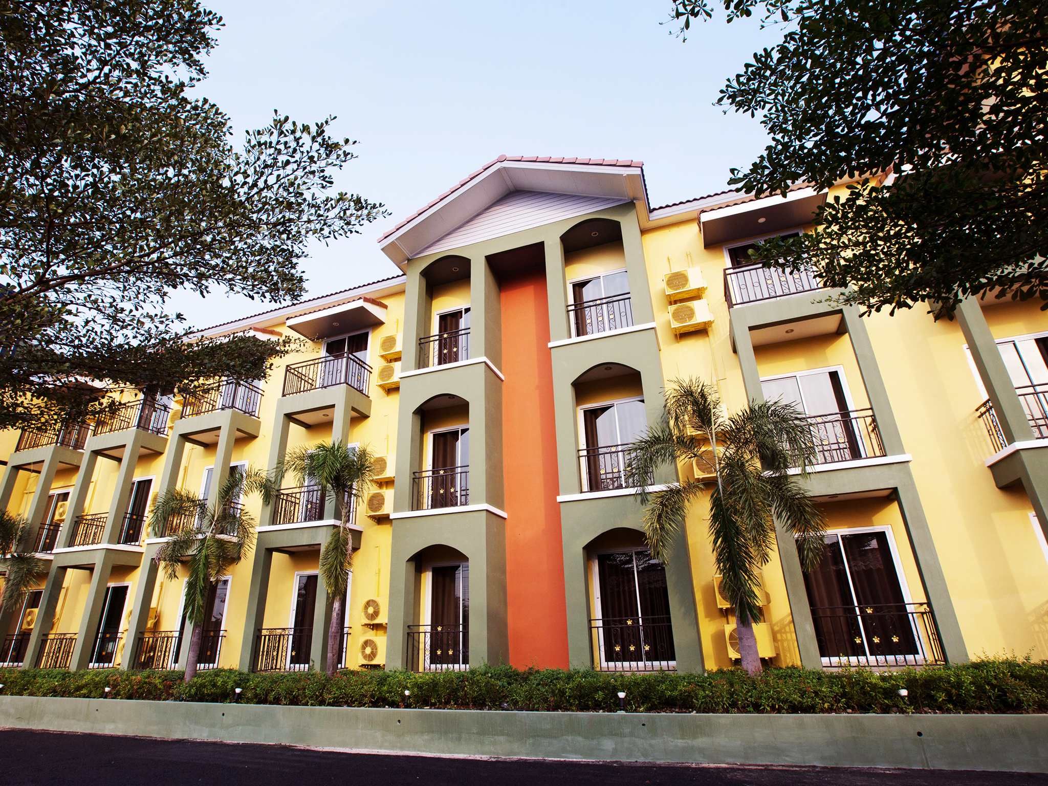 424 รีวิวของโรงแรมบีทู บุรีรัมย์ บูทิก แอนด์ บัดเจ็ตจากผู้เข้าพักจริง |  Trip.com