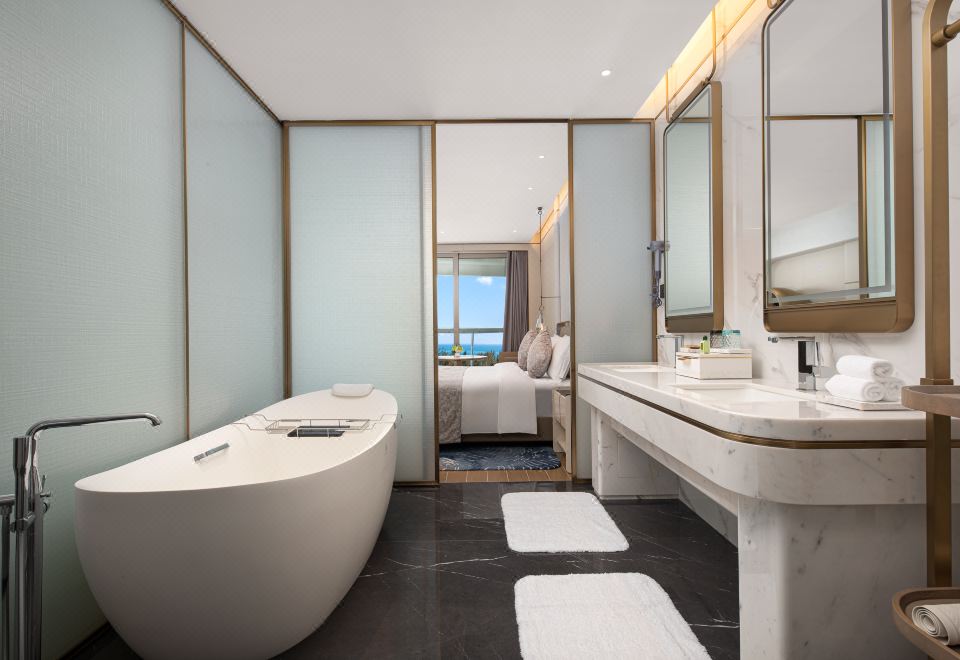 至尊海景大床房