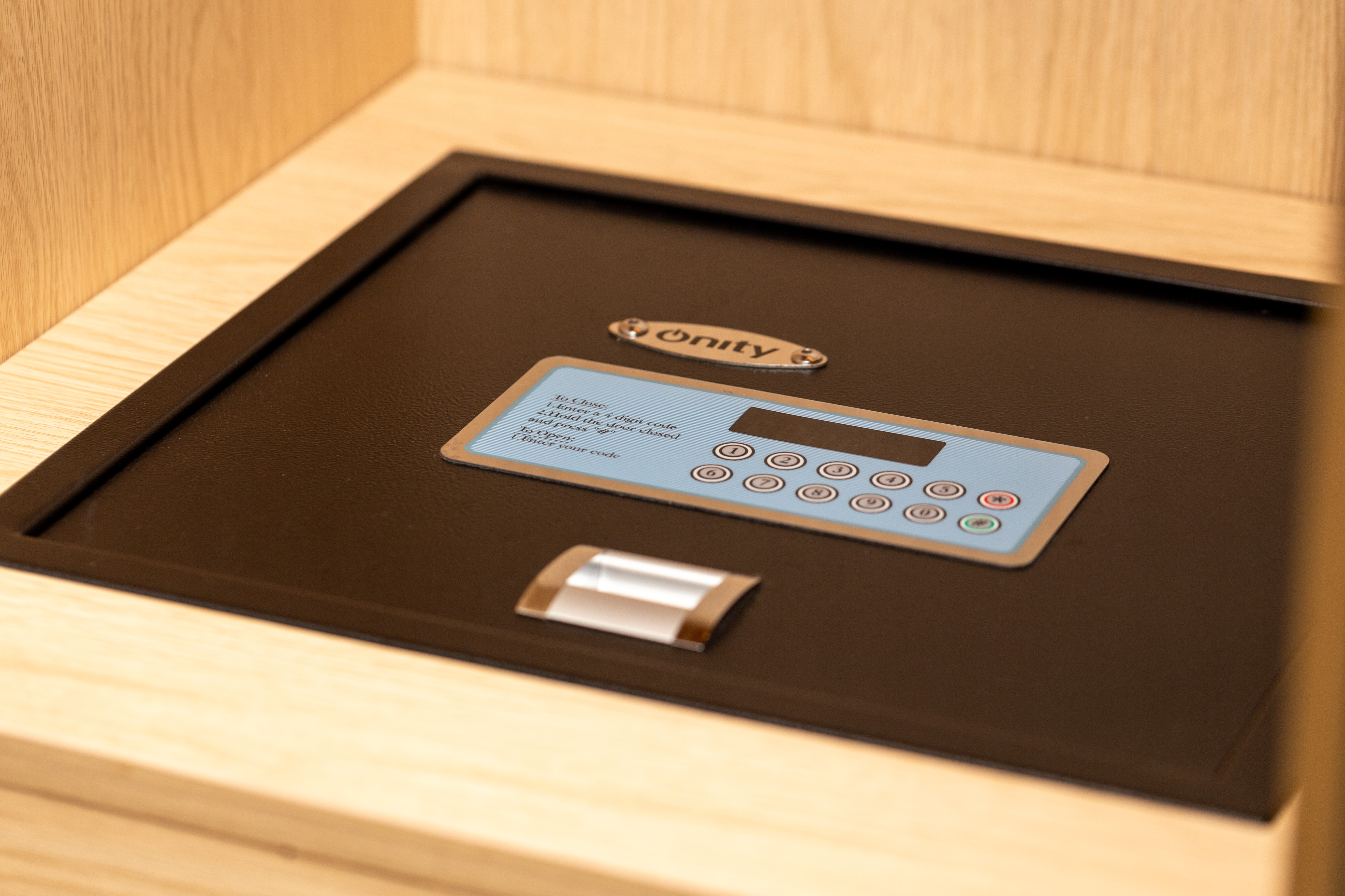 集逸?全通透行政大床房