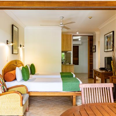 Deluxe King Studio Hibiscus Resort and Spa Promo Code