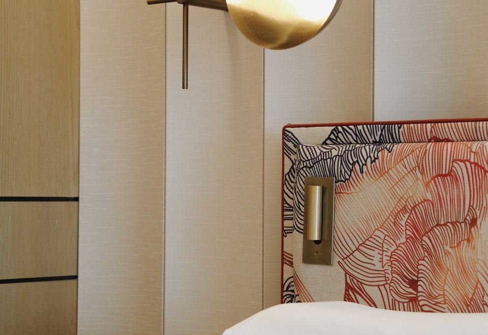 Hotel Indigo Xiamen HaicangComfort Sleep 3R Double Bed Room [Smart Massage Mat + Anti-Snore Pillow, Exclusive Comfort Sleep Space]