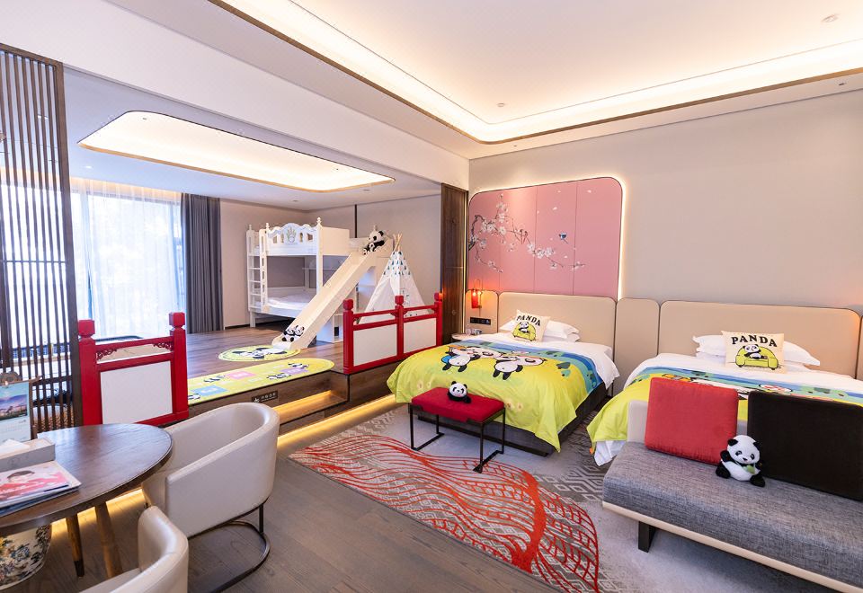 行政温泉亲子四床房（带上下铺）