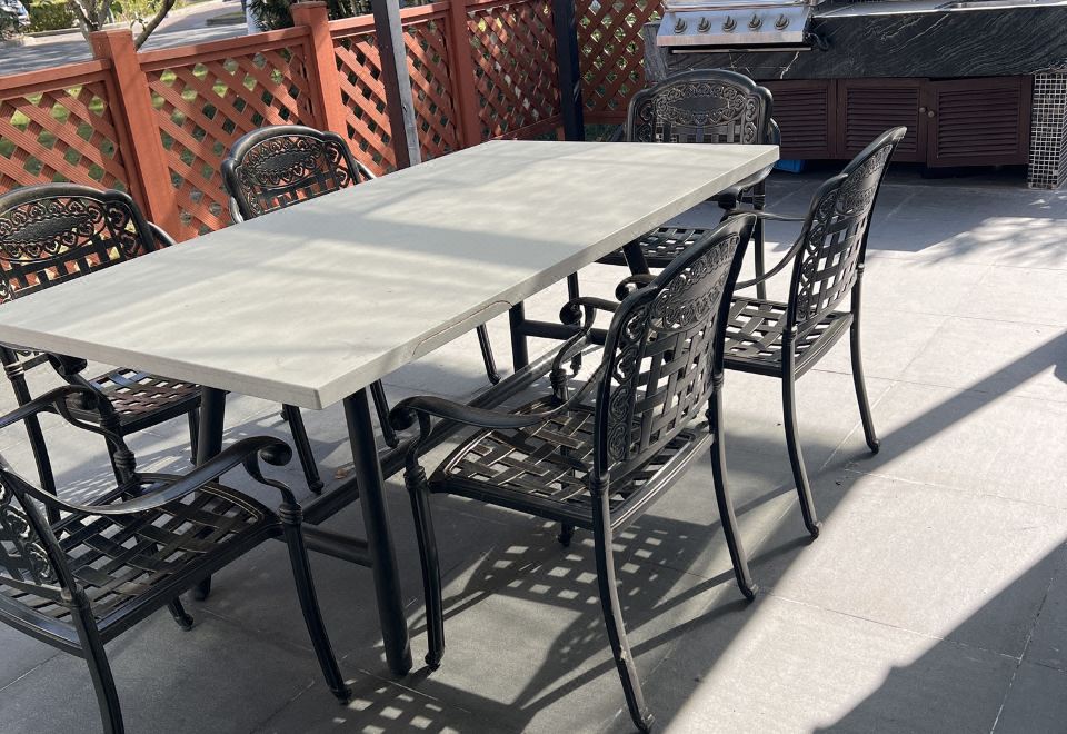 俱乐部别墅三房一厅