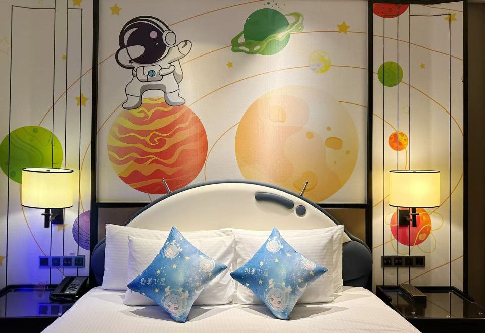 STAR星际家庭房（太空舱）