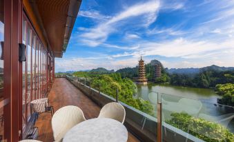 Lijiang Bo Yin Hotel (Guilin Two Rivers and Four Lakes Xiangshan Scenic Spot)