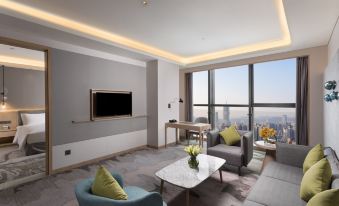 Holiday Inn Guiyang City Center - Housity