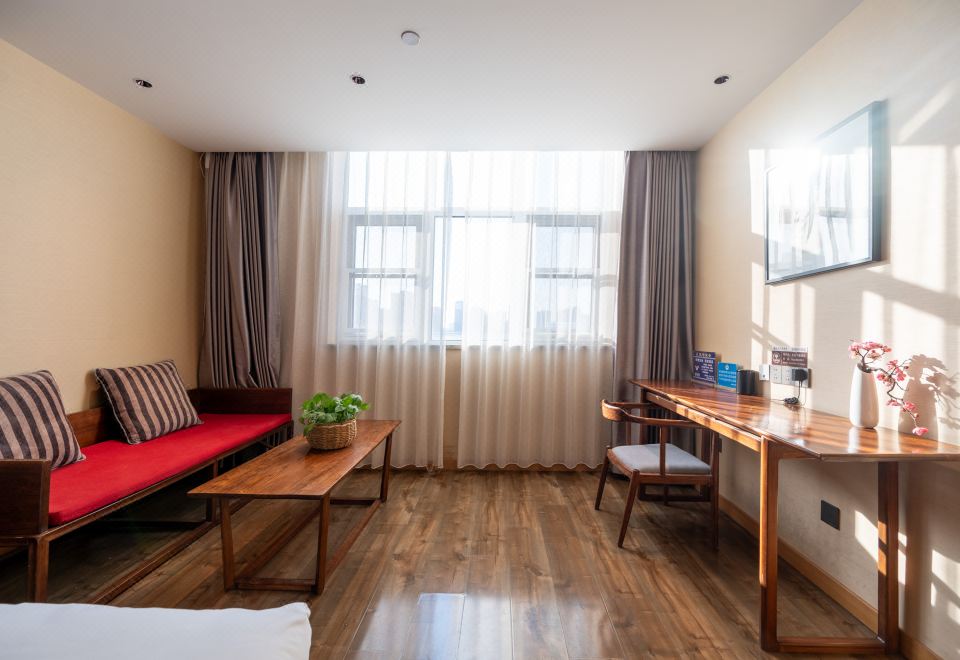 Cozy Smart Room (Double Bed) (Fridge)