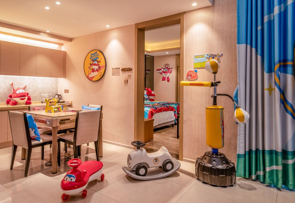 Yuetianxia Hot Spring HotelSuper Wings Starry Sky Duplex Hot Spring Two-Bedroom Villa - Garden Tub