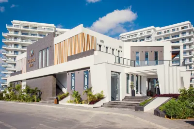 Caesar Blue Seaside Luxury Apartments فنادق في 