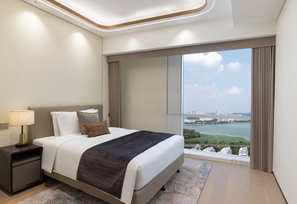 Three-Bedroom Deluxe