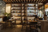 Dali Sheyu Secret Garden Inn (South Gate of Dali Ancient City)