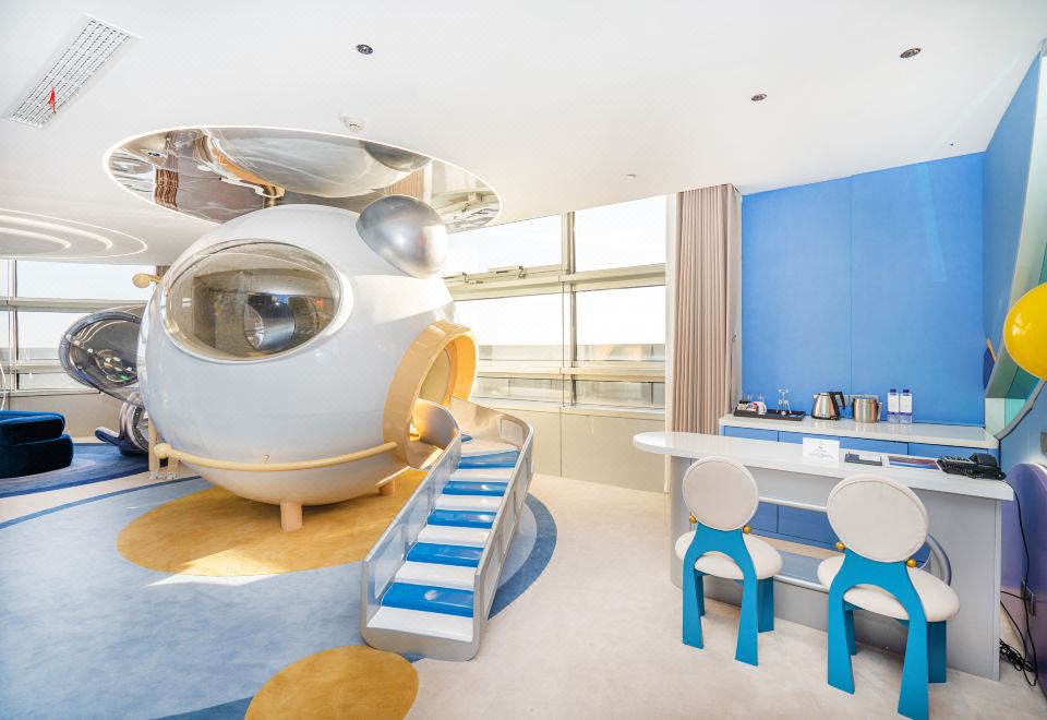 InterContinental NanjingStarry Sky Themed Family Suite