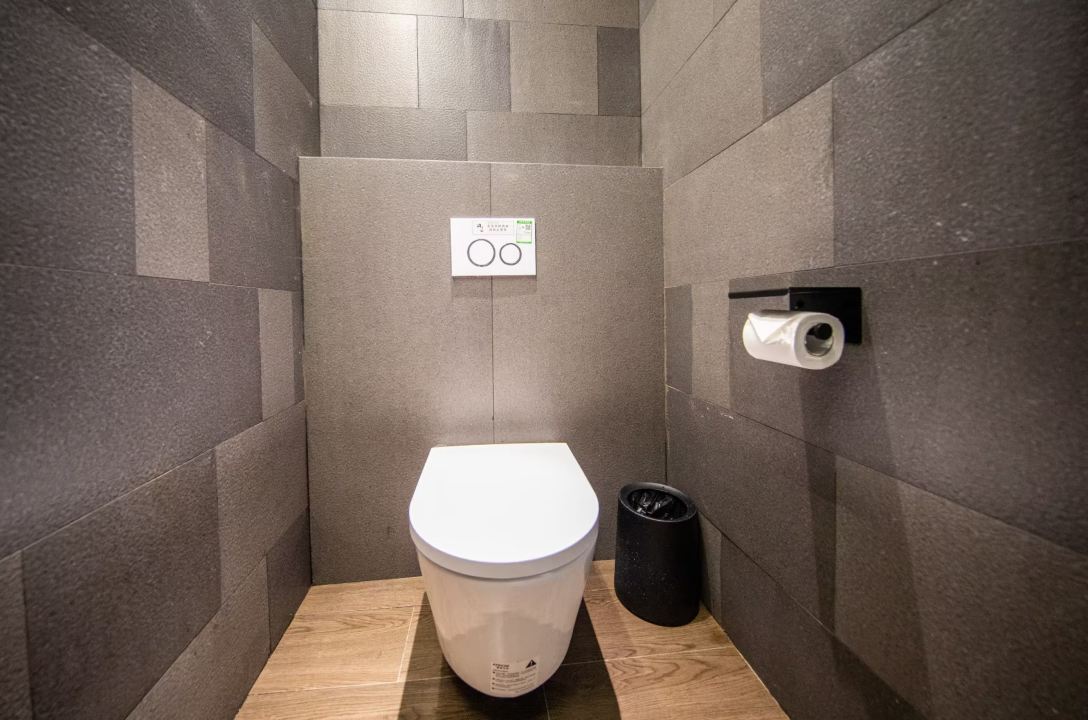 豪华庭院园景大床房