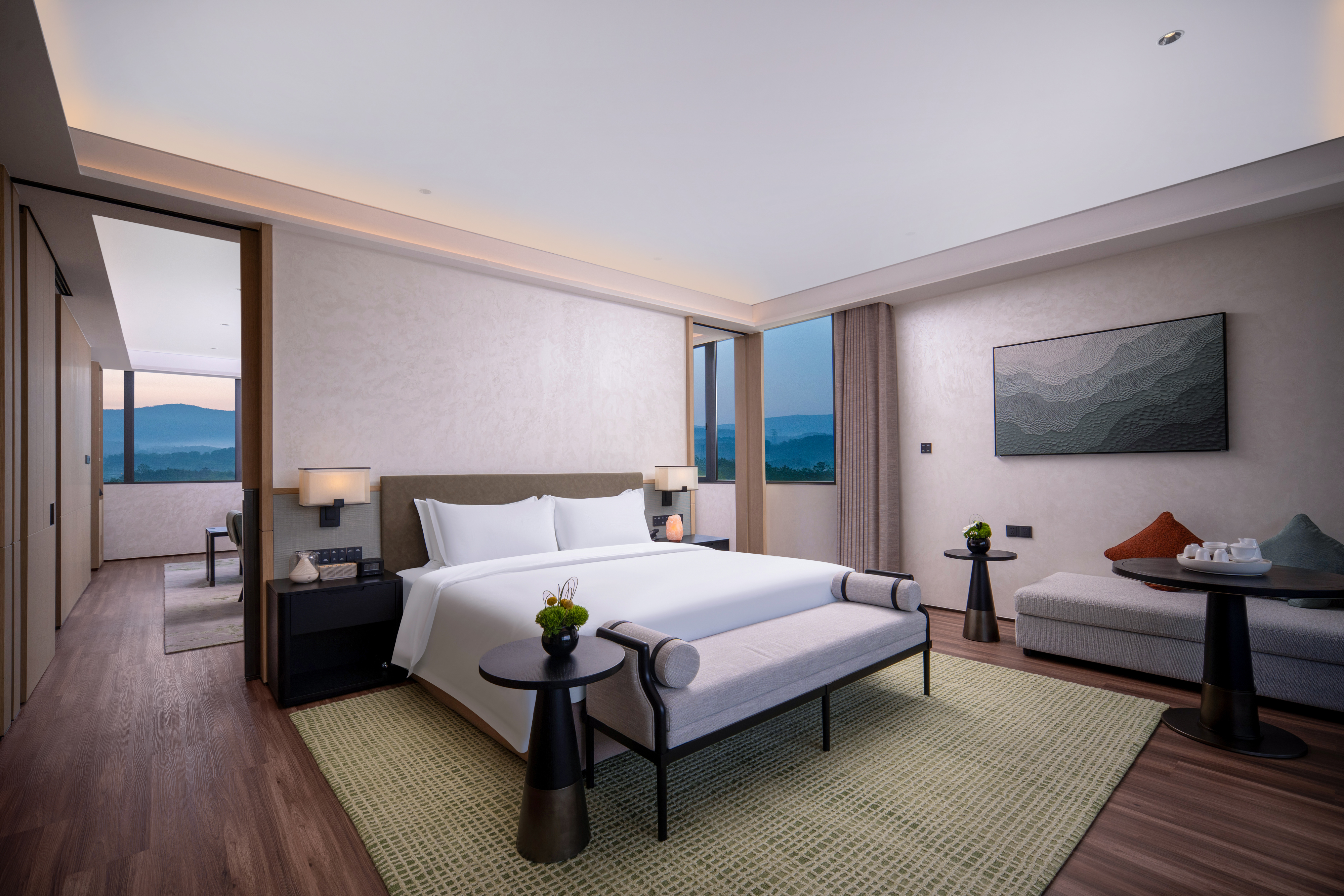 Standard Suite With Mountain View