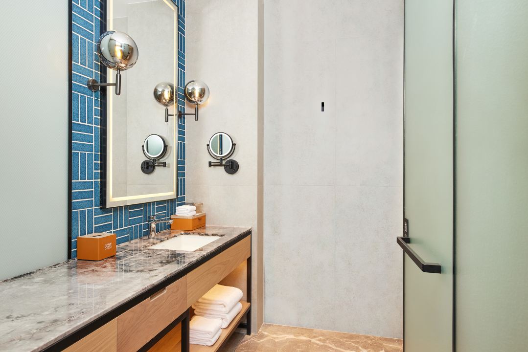 园景高级大床房