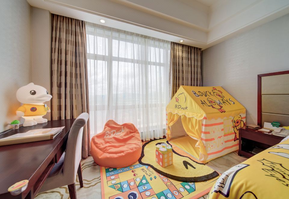 小黄鸭亲子双床房（小冰箱）