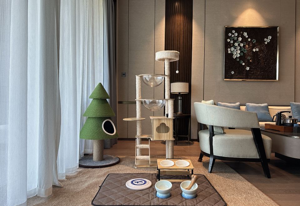 豪华宠物园景套房