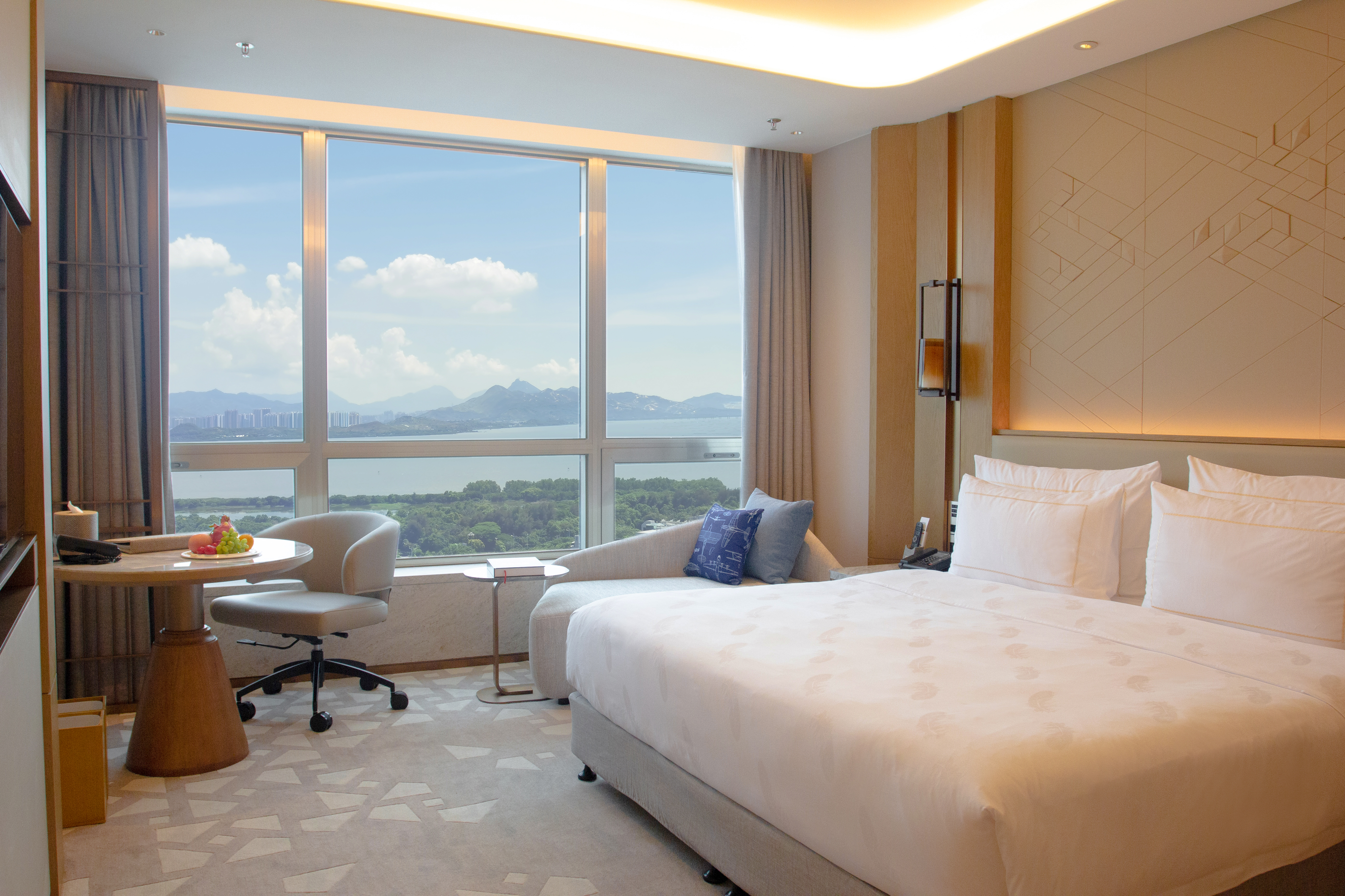 至尊湾景大床房