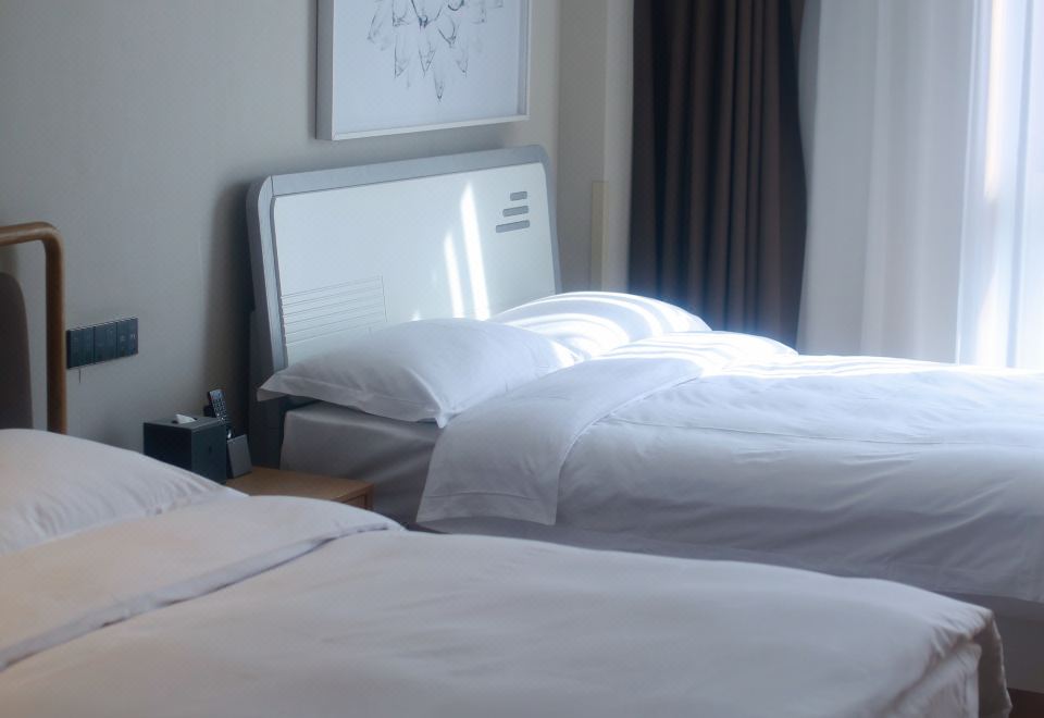 山景家庭雙床房+窗外好景+茶空間