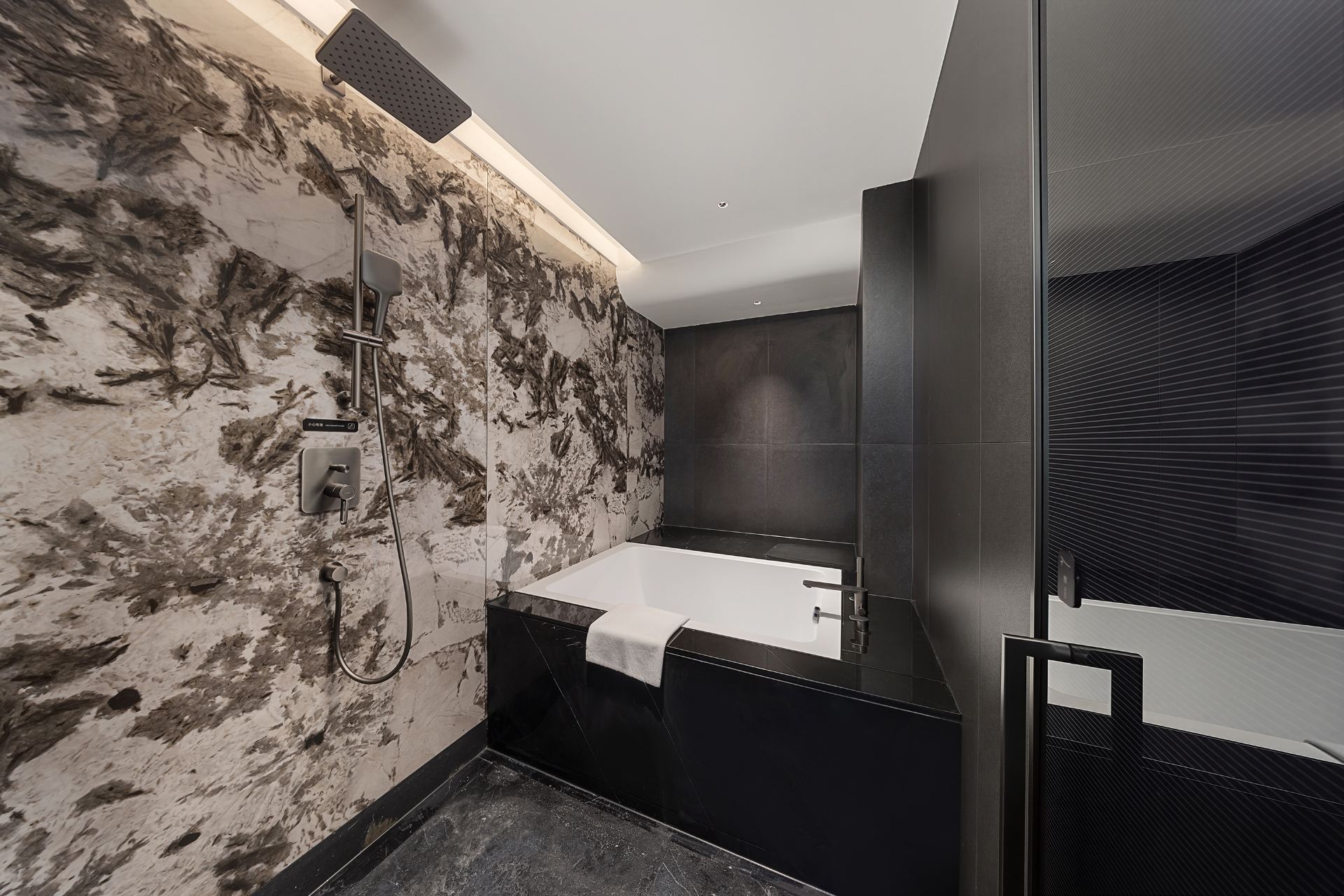 Executive Room (Double Bed) (Bathtub)